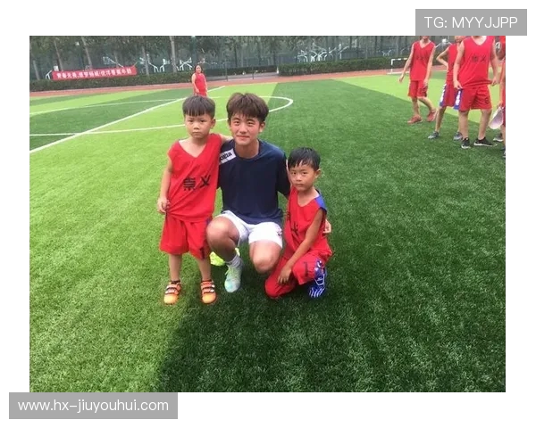 河南足球小孩成为全国瞩目焦点 其背后成长故事引发广泛关注